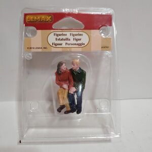 Lemax Lunch Date Romantic Seated Couple #92767